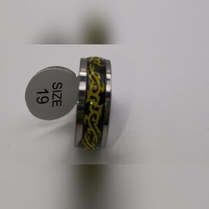 Mens Silver and Yellow Patterned Stainless Steel Ring Band Size 19(9.5)
